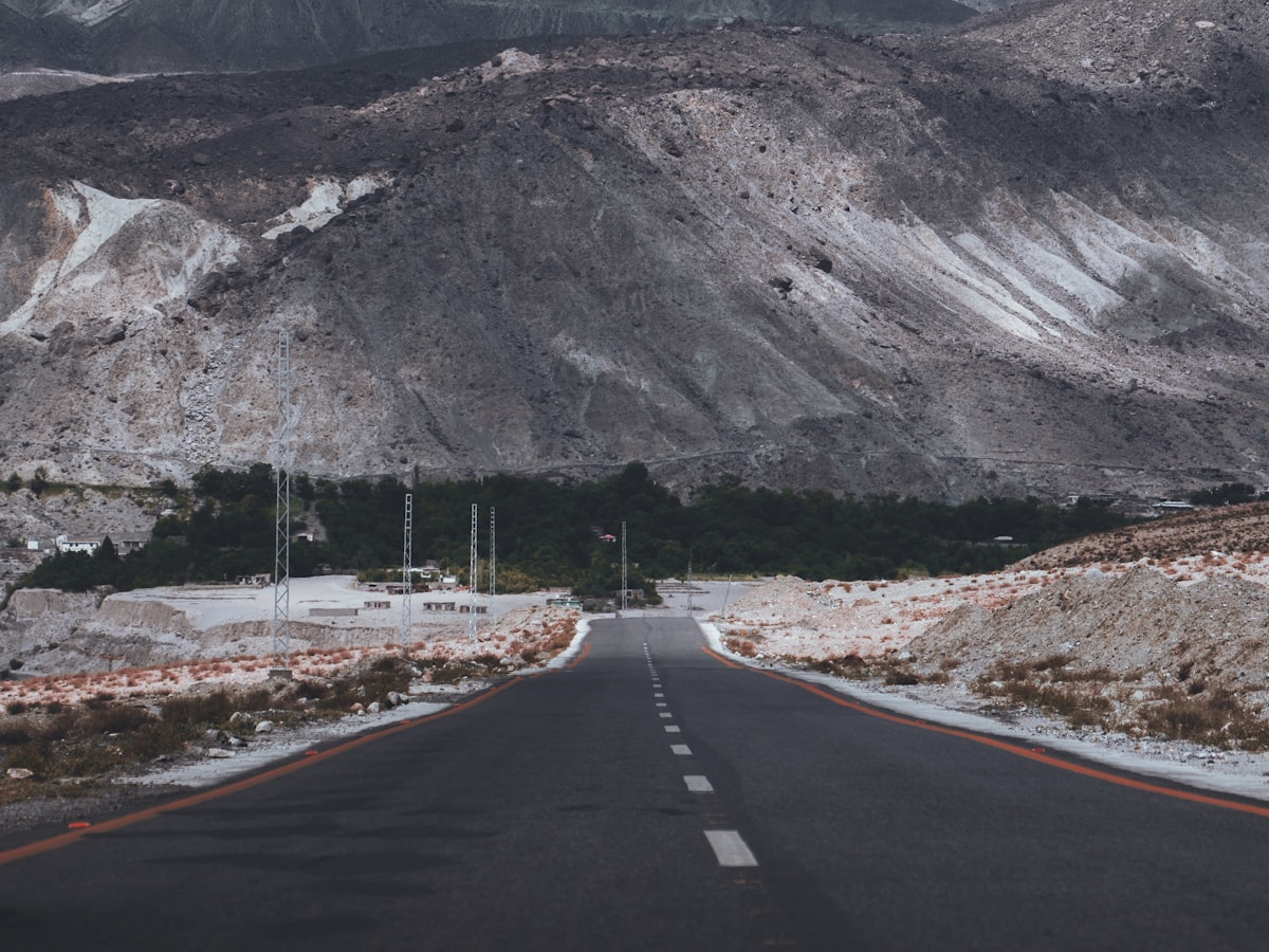 A road through the north